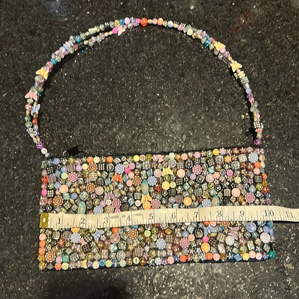 Beaded Handbag - Picture 8 of 9